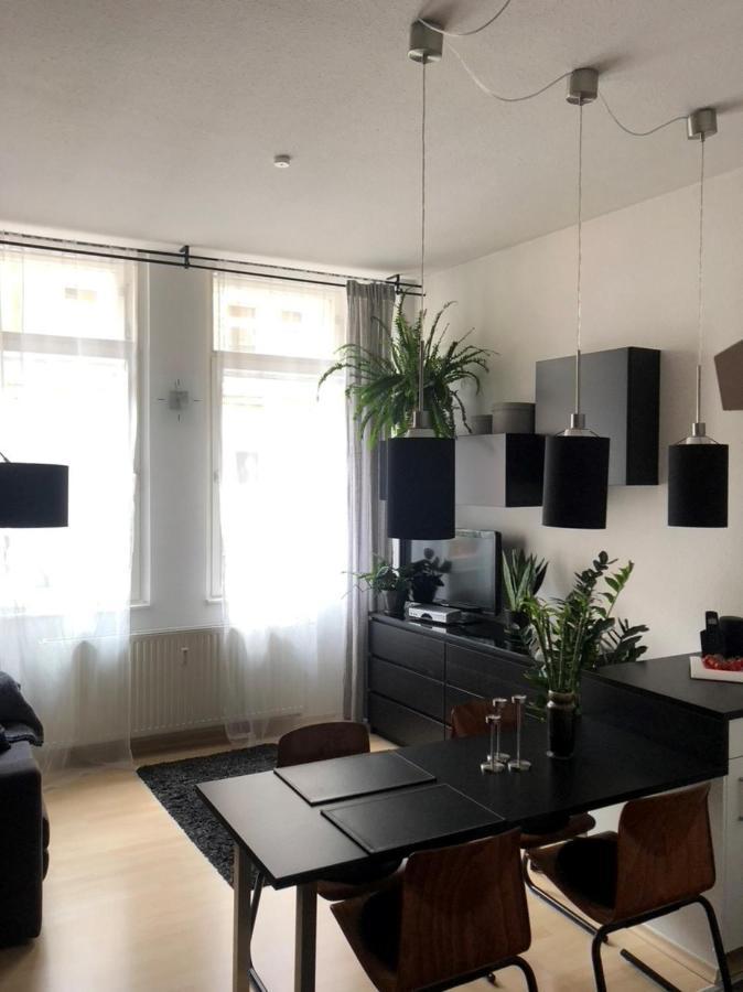 Gemuetliche 2 Zimmer Wohnung Neben Der Burg Krollwitz Luaran gambar